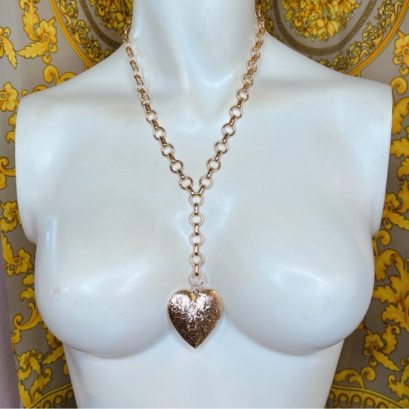 Gold plated 💛 heart locket embossed link chain necklace - Picture 1 of 2
